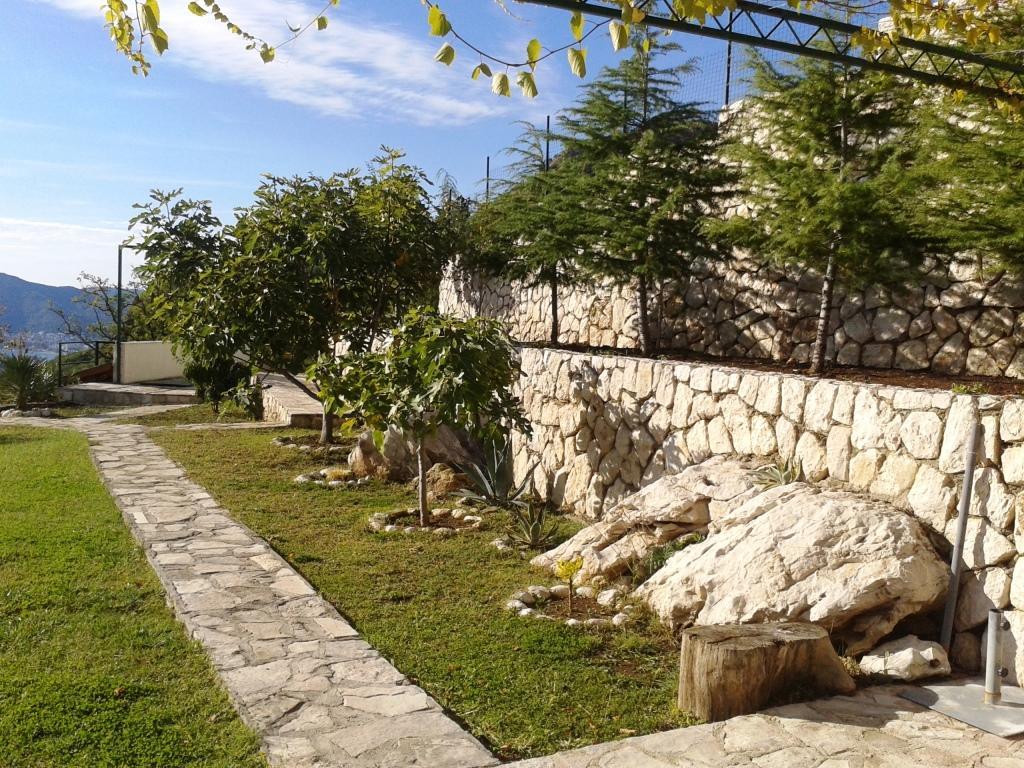 Lux Villa Provence Budva Eksteriør bilde
